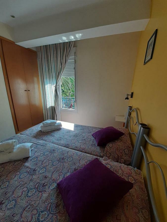 Hostal Puig Rom Roses Kültér fotó